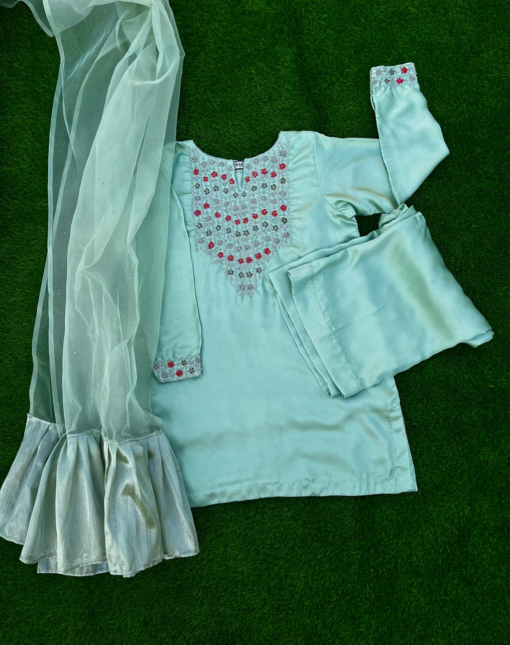 Eira 3pc Suit