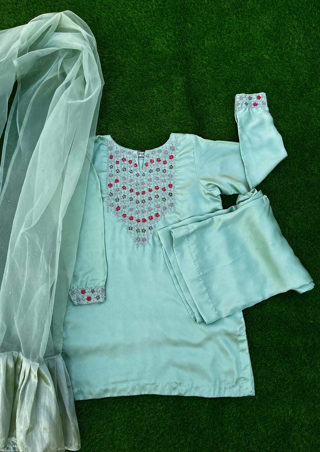 Eira 3pc Suit
