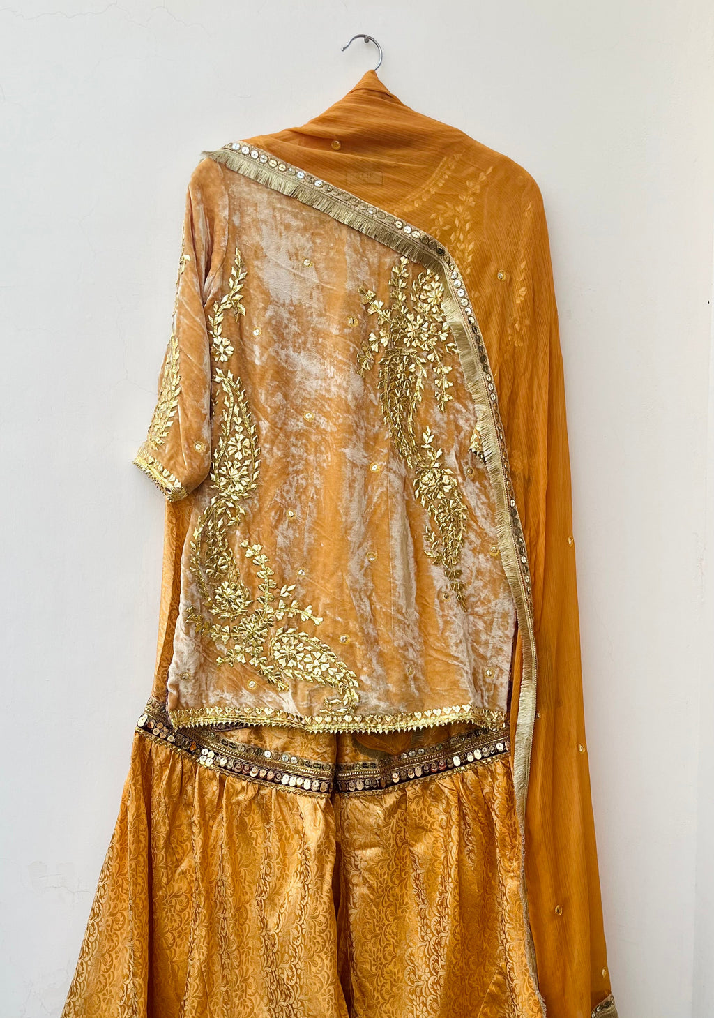 Velvet Garara Set